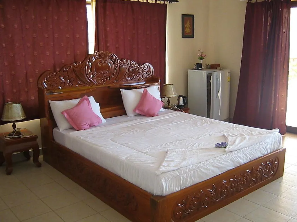 Golden Rooster Hotel Сиануквиль 3*,  Камбоджа